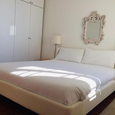 Casa Vacanze Mazurine10 Torri Del Benaco Exteriör bild