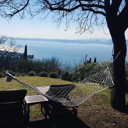 Casa Vacanze Mazurine10 Torri Del Benaco Exteriör bild