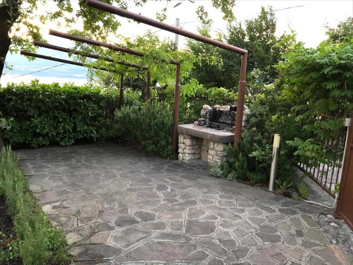 Casa Vacanze Mazurine10 Torri Del Benaco Exteriör bild
