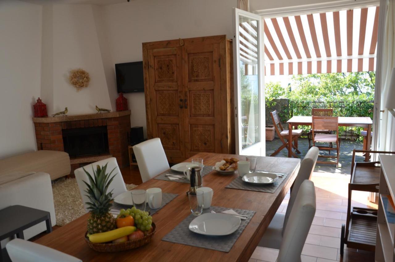 Casa Vacanze Mazurine10 Torri Del Benaco Exteriör bild
