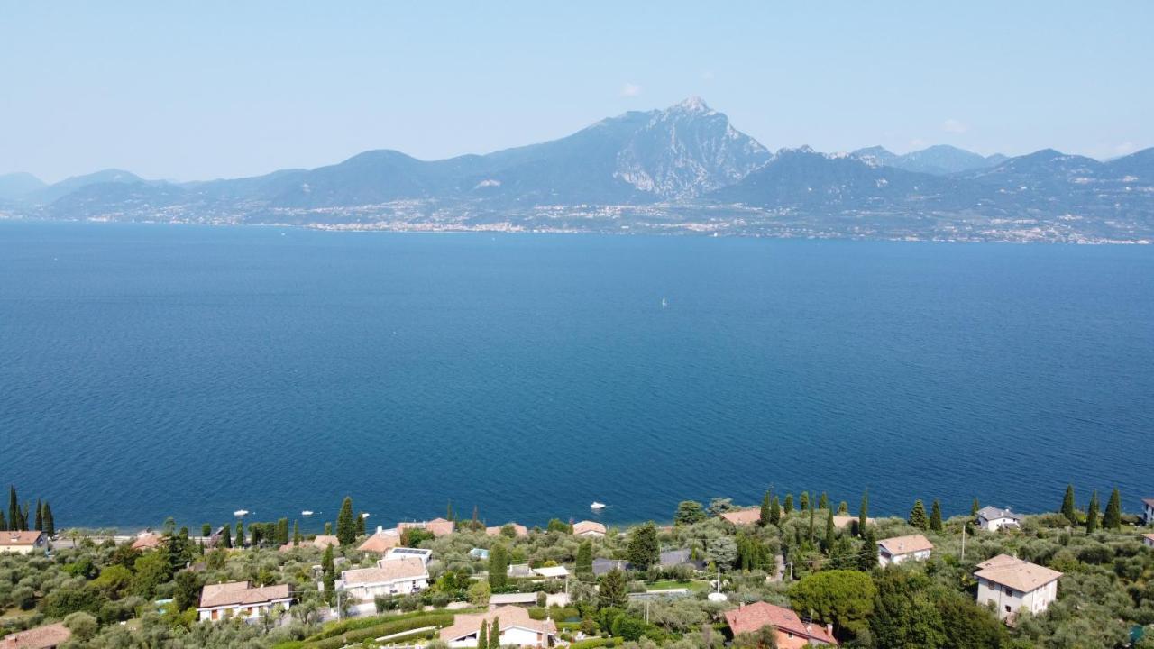 Casa Vacanze Mazurine10 Torri Del Benaco Exteriör bild