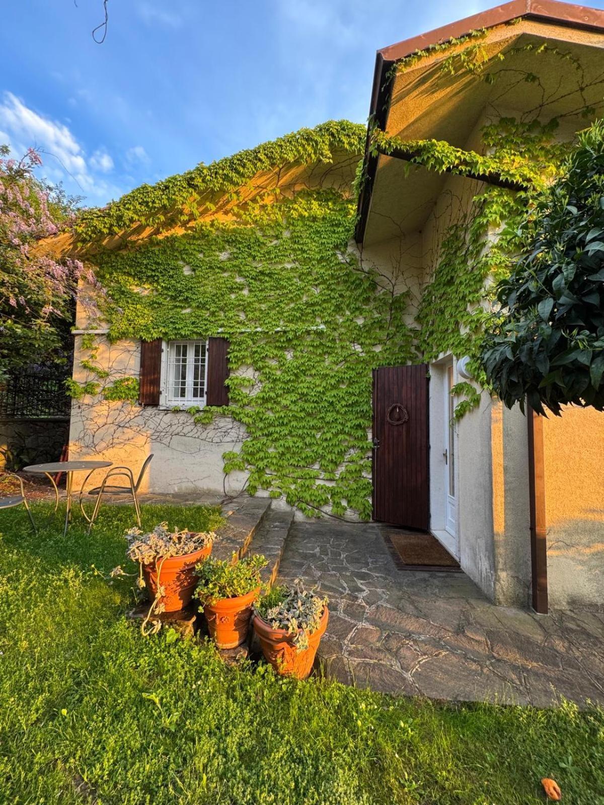 Casa Vacanze Mazurine10 Torri Del Benaco Exteriör bild