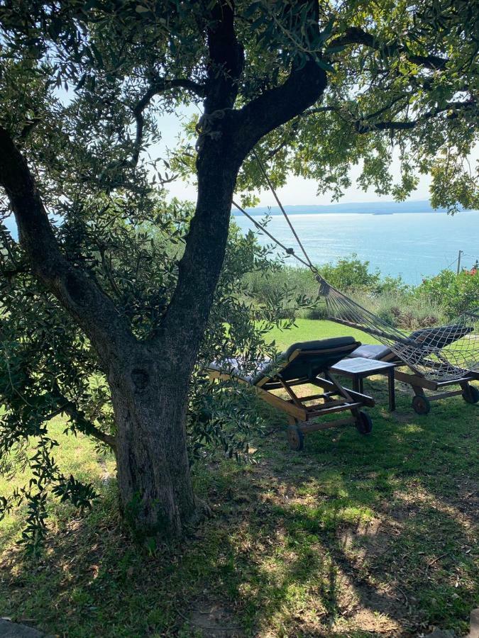 Casa Vacanze Mazurine10 Torri Del Benaco Exteriör bild